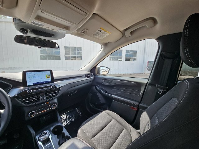 Used 2026 Ford Escape Active FWD image 12