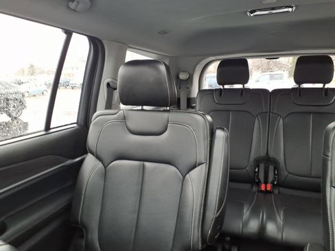 Used 2021 Jeep Grand Cherokee L Limited w/ Luxury Tech Group II image 13