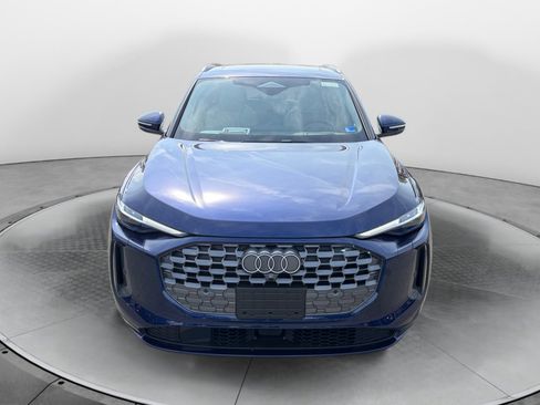 Used 2025 Audi Q5 Prestige AWD/4WD image 2