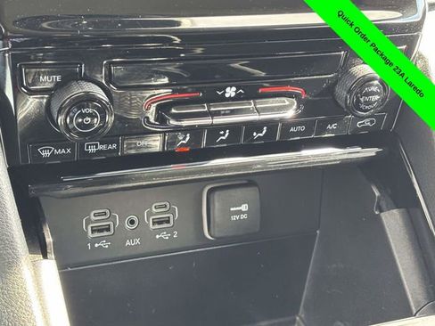 Used 2023 Jeep Grand Cherokee L Laredo image 18