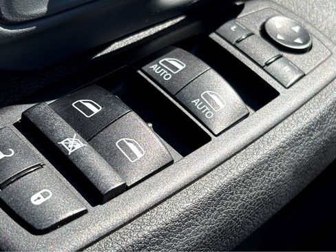 Used 2023 RAM 1500 Classic SLT w/ Trailer & Traction Group image 29