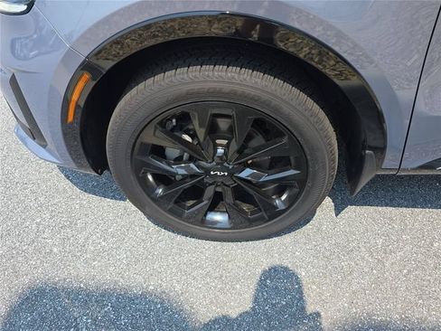 Used 2022 Kia Sorento SX AWD/4WD image 11