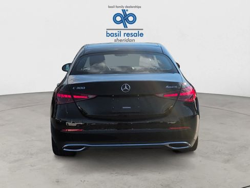Used 2025 Mercedes-Benz C 300 4MATIC Sedan image 8