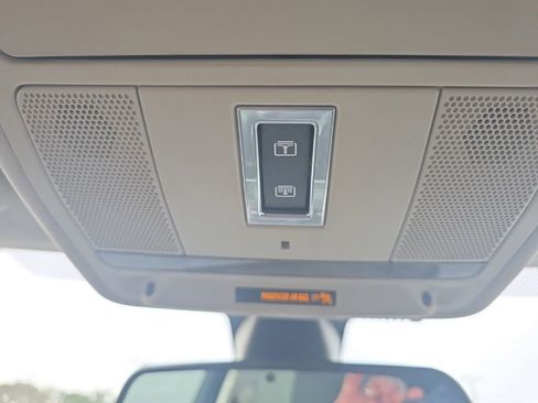 Used 2015 Land Rover Range Rover Evoque Pure Plus image 34