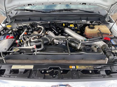 Used 2013 Ford F350 XLT w/ XLT Premium Pkg image 17