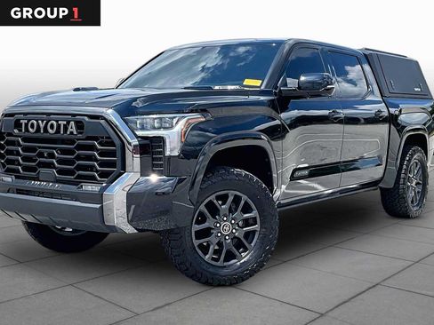 Used 2022 Toyota Tundra Platinum AWD/4WD image 1