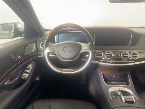 Used 2017 Mercedes-Benz S 550 4MATIC Sedan image 24
