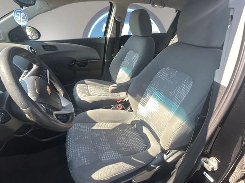 Used 2020 Chevrolet Sonic LT FWD image 16