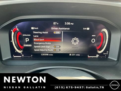 Used 2021 Nissan Rogue Platinum FWD image 25