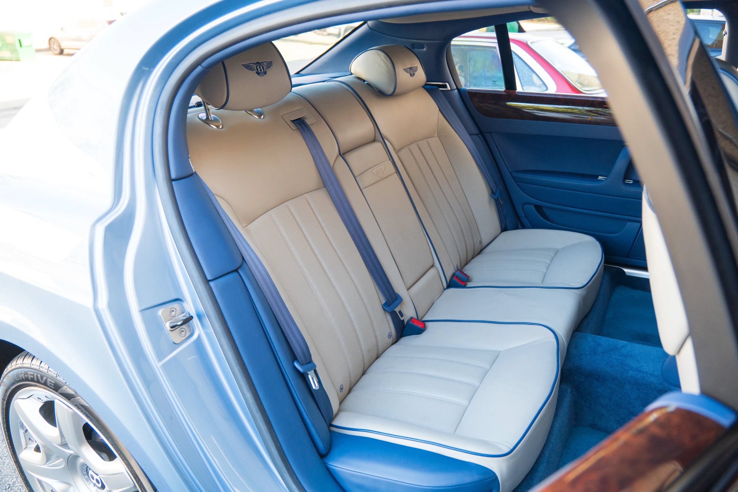 Used 2006 Bentley Flying Spur Flying Spur AWD/4WD image 33