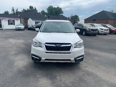 Used 2017 Subaru Forester 2.5i Premium AWD/4WD image 3