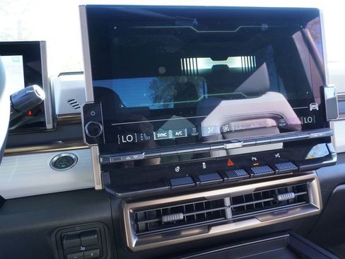New 2025 GMC Hummer EV 3X AWD/4WD image 20