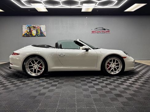 Used 2015 Porsche 911 Carrera S image 23