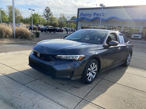 Used 2025 Honda Civic LX image 4