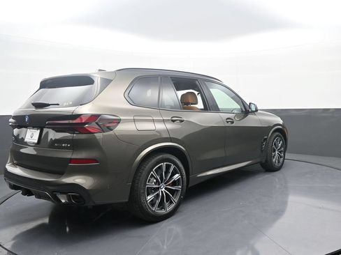 New 2026 BMW X5 xDrive50e w/ M Sport Package AWD/4WD image 7