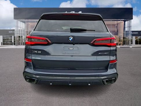 Used 2022 BMW X5 xDrive40i w/ M Sport Package AWD/4WD image 5
