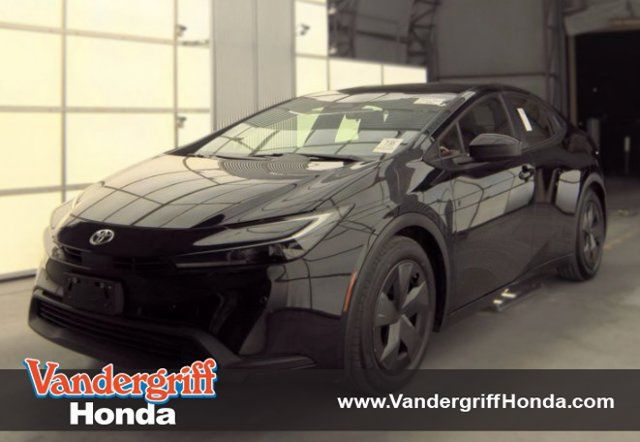 Used 2025 Toyota Prius LE FWD image 1
