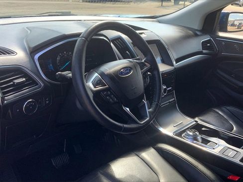Used 2020 Ford Edge Titanium image 14