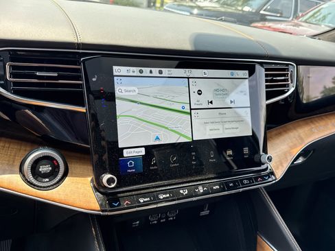 New 2024 Jeep Grand Wagoneer Series III w/ Flexible Seating Group image 24