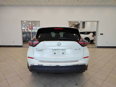 Used 2020 Nissan Murano SL w/ Moonroof Package AWD/4WD image 4