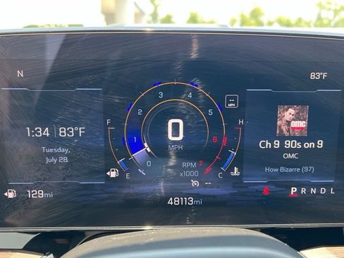 Used 2025 Chevrolet Tahoe LT RWD image 16