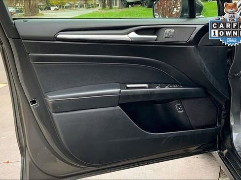 Used 2019 Ford Fusion Energi Titanium image 23