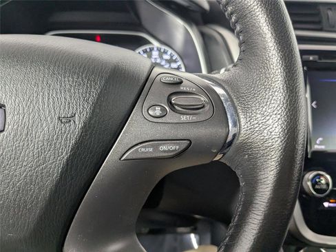 Used 2024 Nissan Murano SV w/ SV Midnight Edition Package image 16