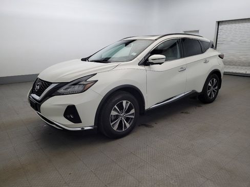 Used 2019 Nissan Murano SV w/ Premium Package image 2