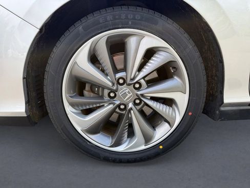 Used 2018 Honda Clarity Touring image 9