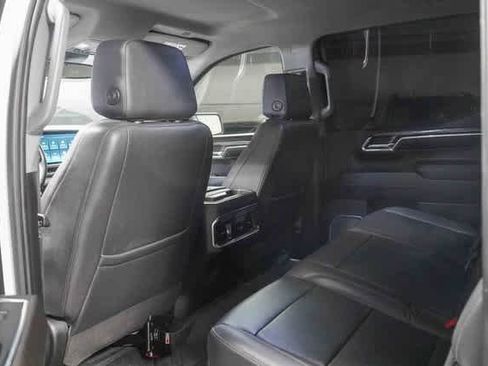 Used 2023 Chevrolet Silverado 1500 LTZ image 15