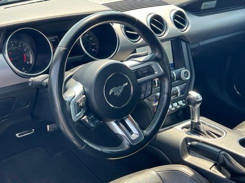 Used 2022 Ford Mustang Premium RWD image 12