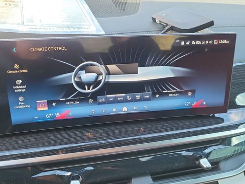 New 2026 BMW X6 xDrive40i w/ Climate Comfort Package image 28