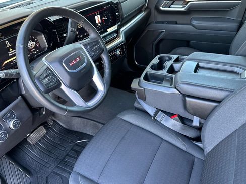 Certified 2026 GMC Sierra 1500 Elevation AWD/4WD image 10