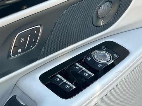 New 2026 Lincoln Nautilus Reserve AWD/4WD image 22