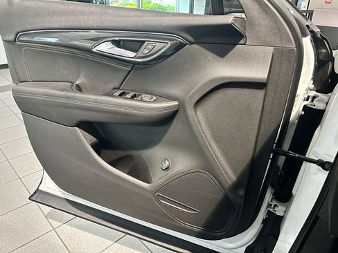 Used 2023 Buick Envision Preferred FWD image 25