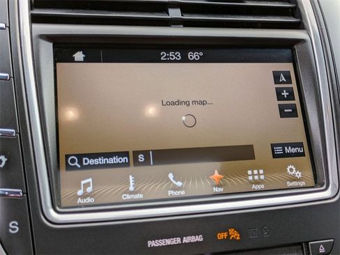 Used 2017 Lincoln MKX Reserve image 24