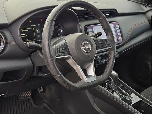 Used 2023 Nissan Kicks SR w/ Interior Electronics Package image 20