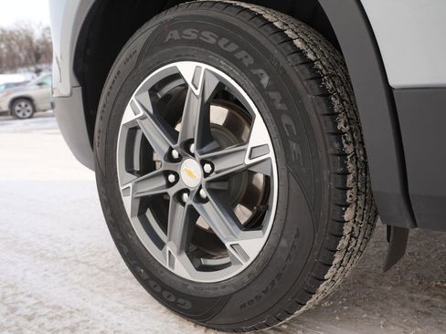 Used 2025 Chevrolet Blazer LT image 30