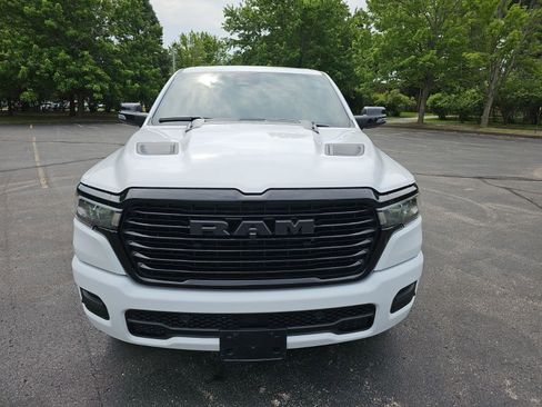 Used 2025 RAM 1500 Laramie w/ Night Edition AWD/4WD image 9