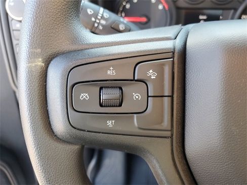 Used 2025 Chevrolet Silverado 2500 Custom w/ Custom Value Package image 11