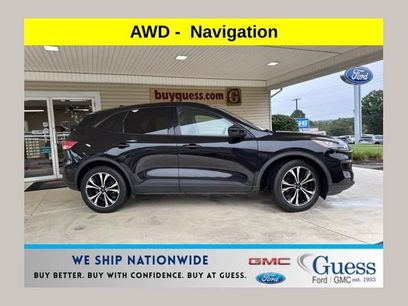Used 2022 Ford Escape SE w/ SE Sport Appearance Package