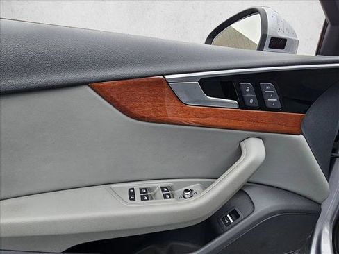 Used 2020 Audi A4 2.0T Premium w/ Convenience Package image 10