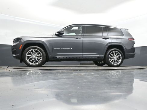 Used 2022 Jeep Grand Cherokee L Summit w/ Advanced Protech Group IV image 44