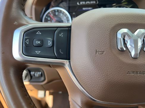 Used 2023 RAM 2500 Laramie AWD/4WD image 19