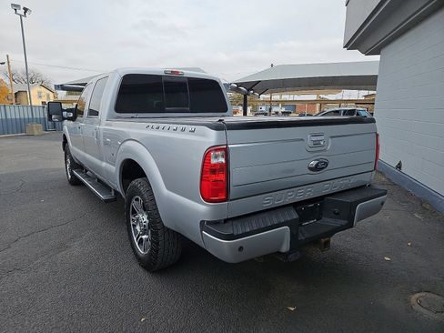 Used 2016 Ford F250 Platinum w/ FX4 Off-Road Package image 3