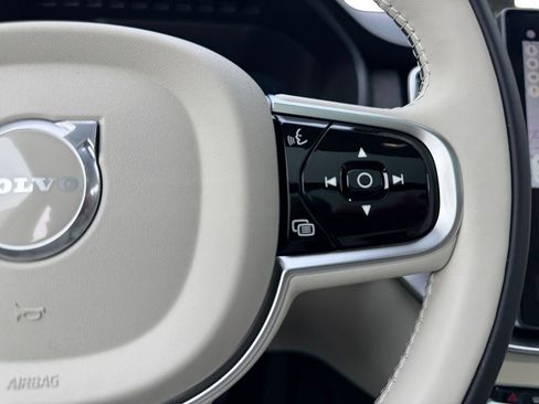 New 2026 Volvo XC90 T8 Ultra w/ Protection Package Premier AWD/4WD image 16