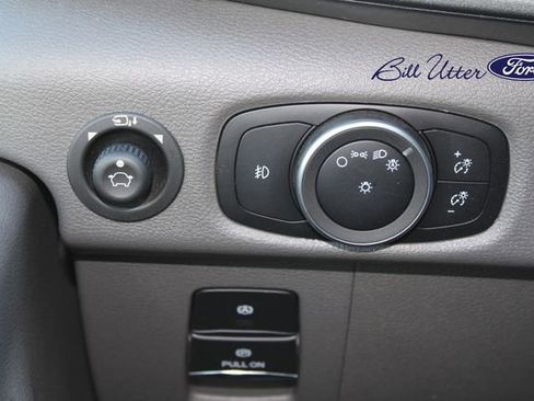 Used 2023 Ford Transit 350 XLT image 16