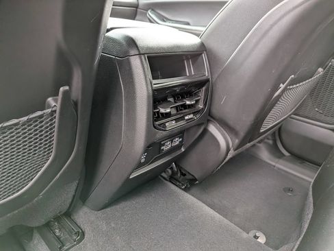 Used 2023 Jeep Grand Cherokee Altitude AWD/4WD image 18