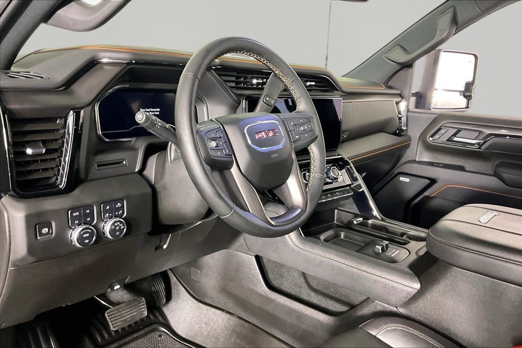 Certified 2025 GMC Sierra 2500 AT4 w/ AT4 Preferred Package AWD/4WD image 15