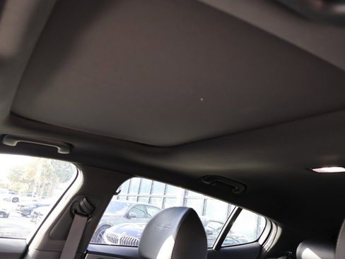 Used 2023 Kia Stinger GT2 image 21